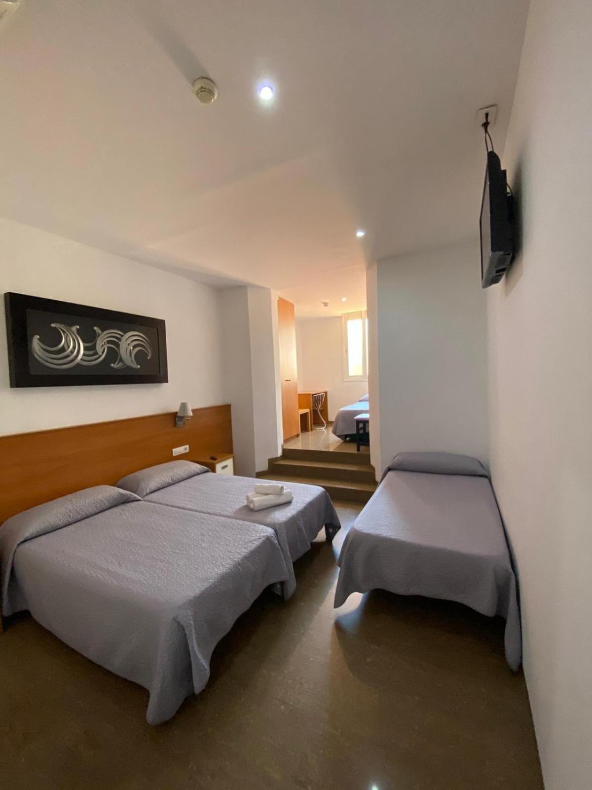 Hostal Drassanes Barcelona Ngoại thất bức ảnh
