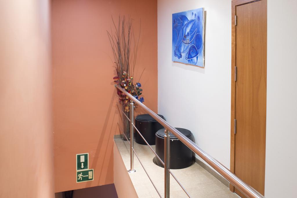 Hostal Drassanes Barcelona Ngoại thất bức ảnh