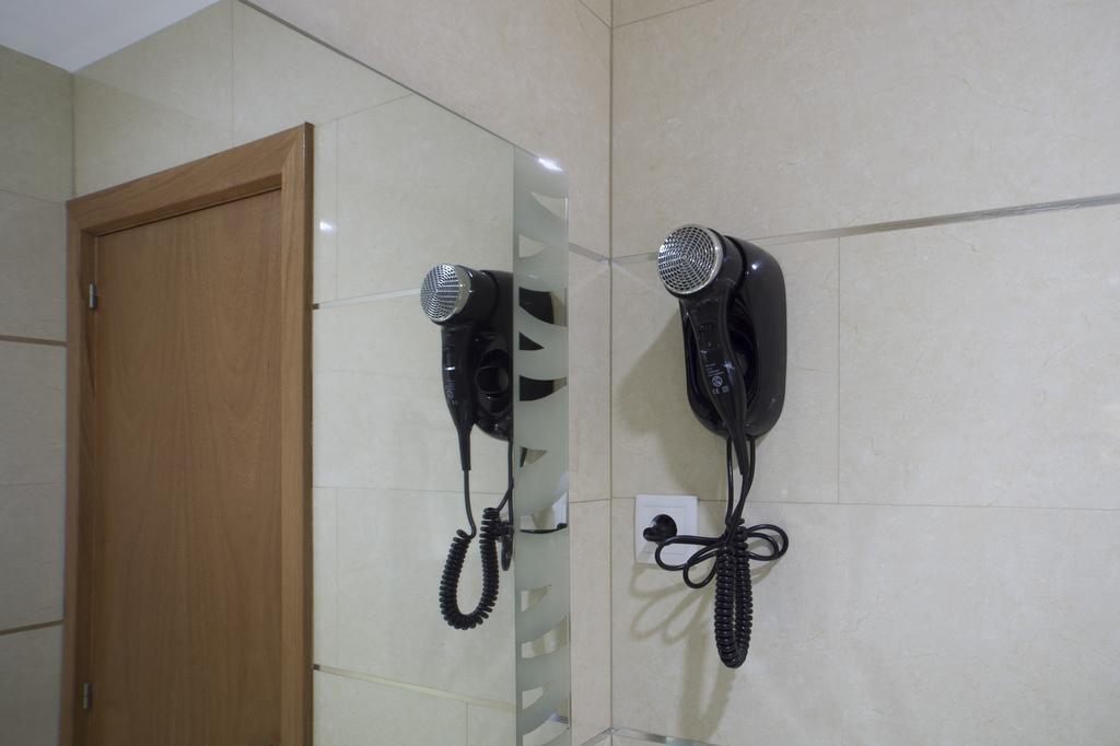 Hostal Drassanes Barcelona Ngoại thất bức ảnh